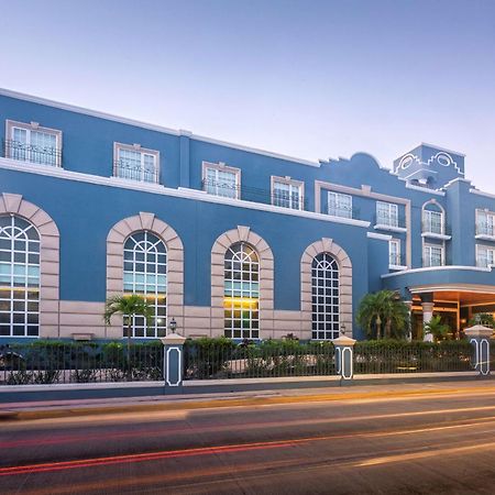 บียา เมร์เซเดส เมริดา คูริโอ คอลเลคชั่น บาย ฮิลตัน Hotel ภายนอก รูปภาพ