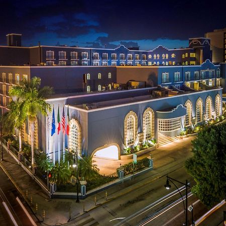 บียา เมร์เซเดส เมริดา คูริโอ คอลเลคชั่น บาย ฮิลตัน Hotel ภายนอก รูปภาพ