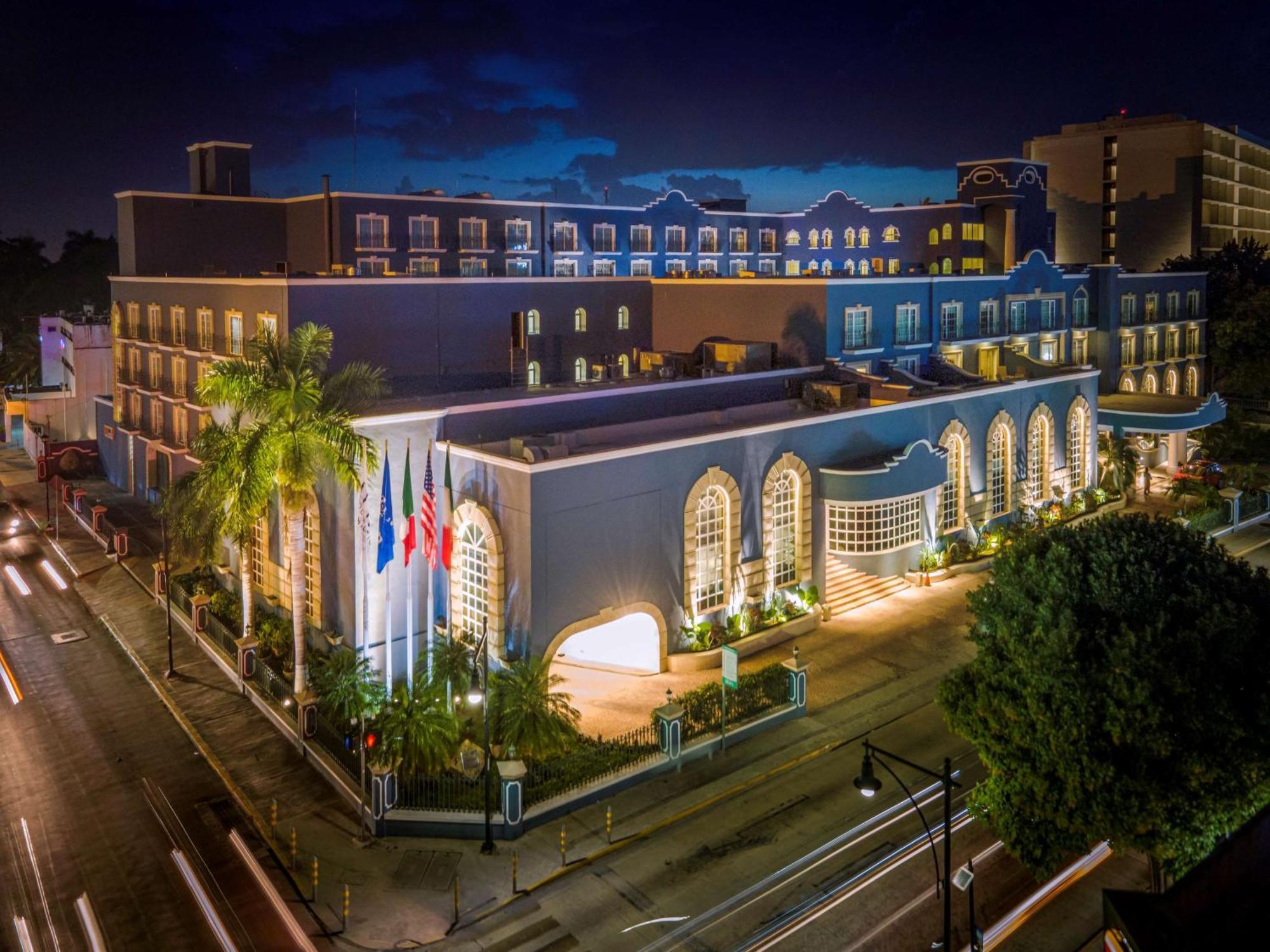 บียา เมร์เซเดส เมริดา คูริโอ คอลเลคชั่น บาย ฮิลตัน Hotel ภายนอก รูปภาพ
